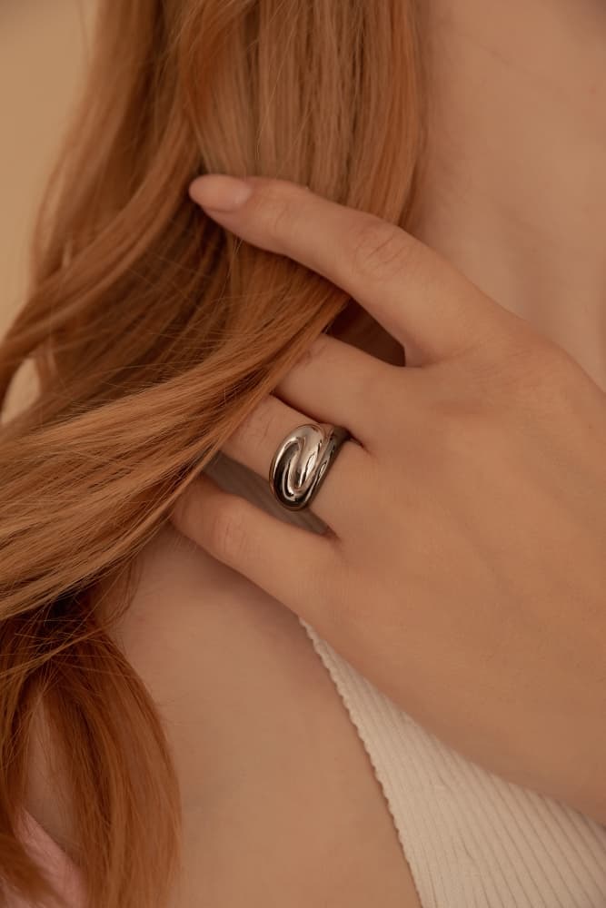 Кольцо из серебра 925 без вставки