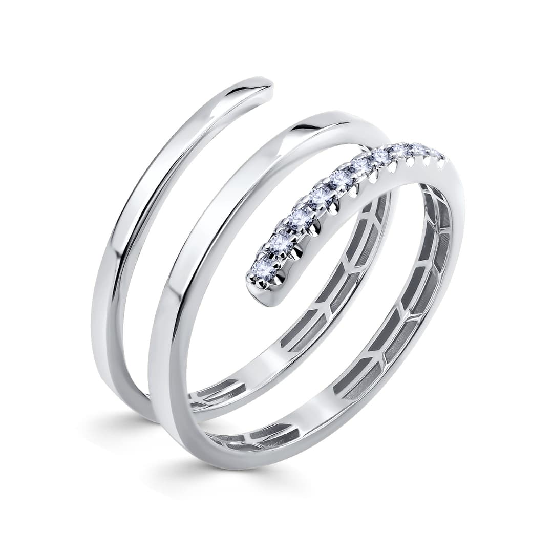 Кольцо из золота 585 с бриллиантами