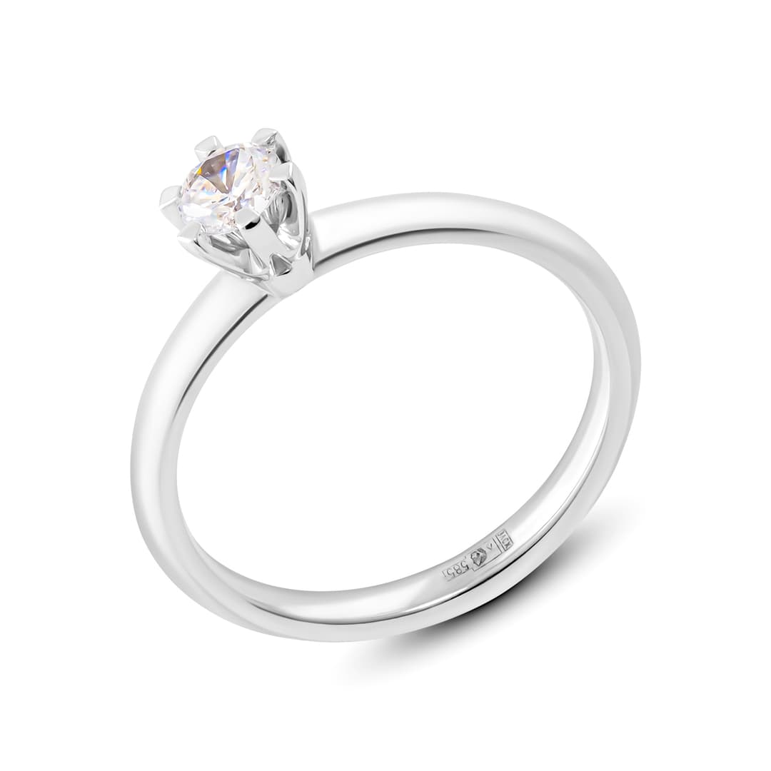 Кольцо из золота 585 с выращенным бриллиантом