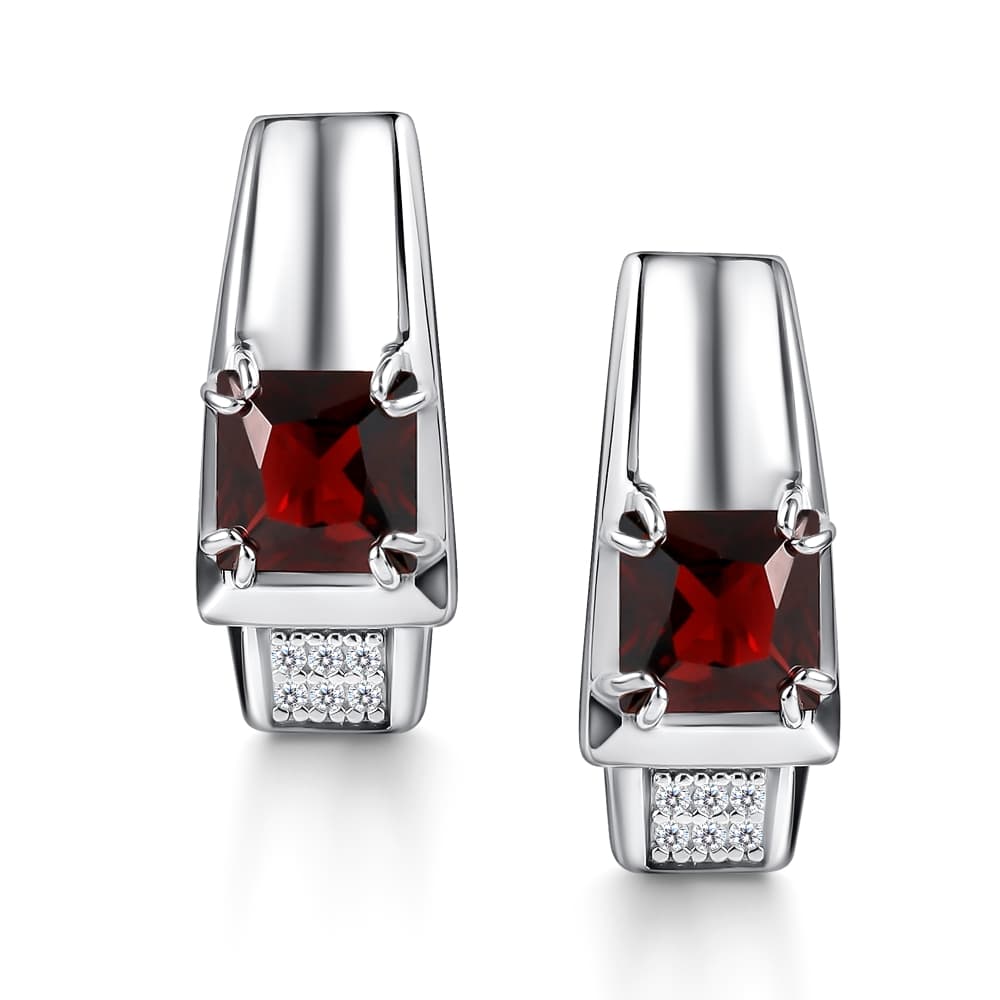 Серьги из серебра 925 с гранатами