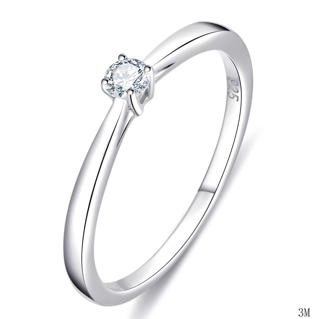 Кольцо из серебра 925 с выращенными бриллиантами