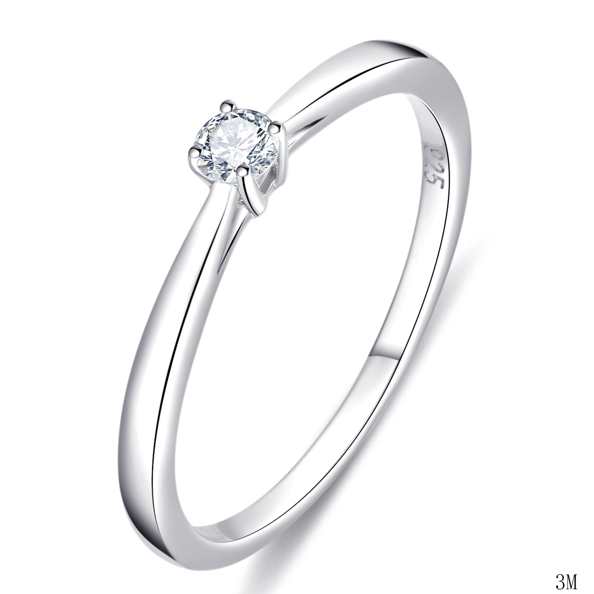 Кольцо из серебра 925 с выращенными бриллиантами