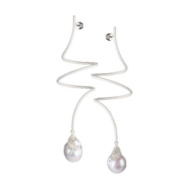 Серьги из латуни с жемчугом