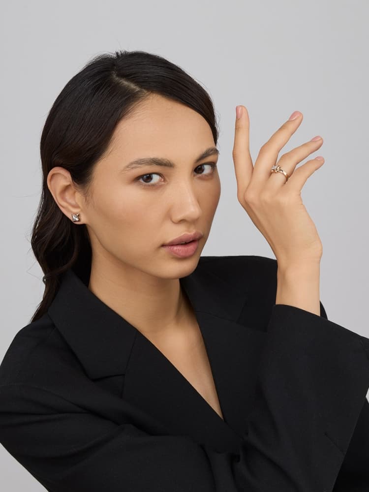 Серьги из золота 585 с бриллиантами