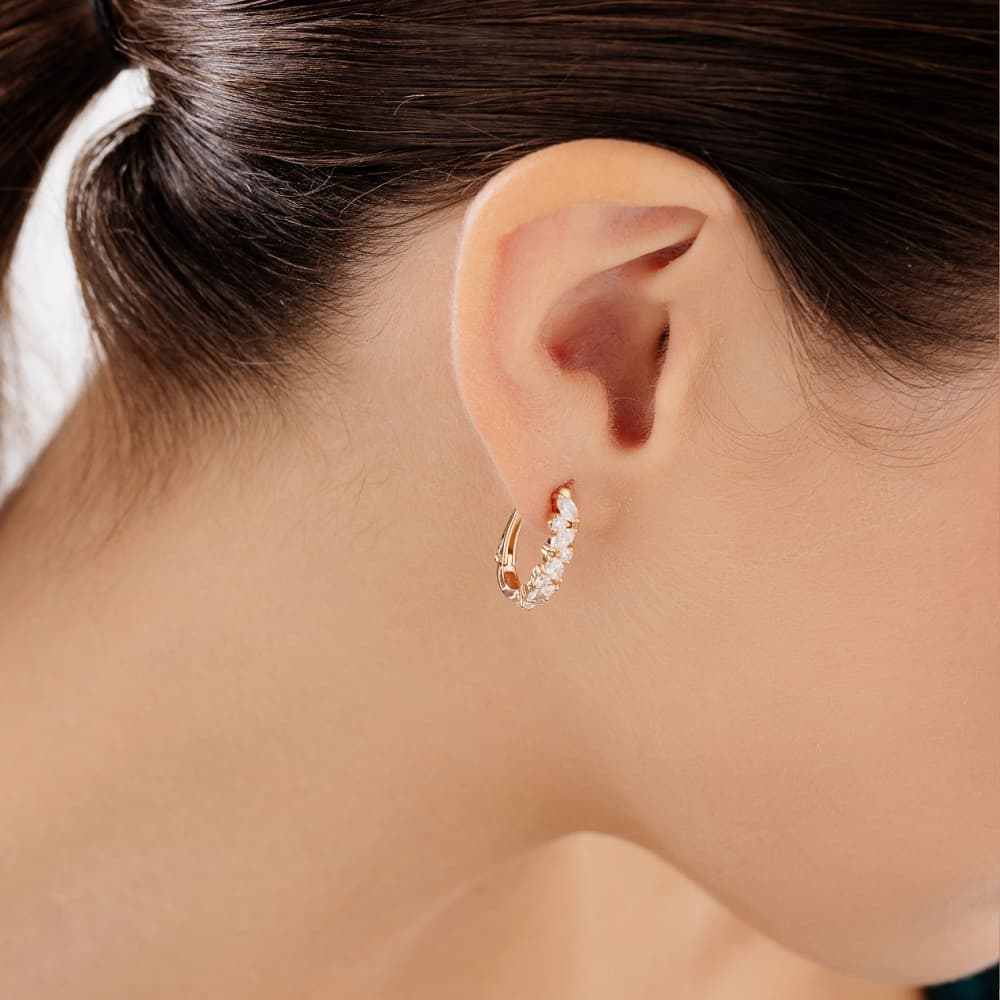 Серьги из золота 585 с бриллиантом