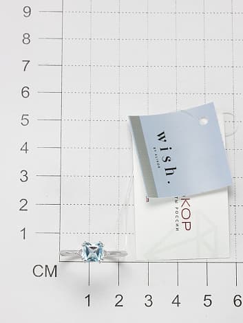 Кольцо из серебра 925 с топазом sky blue