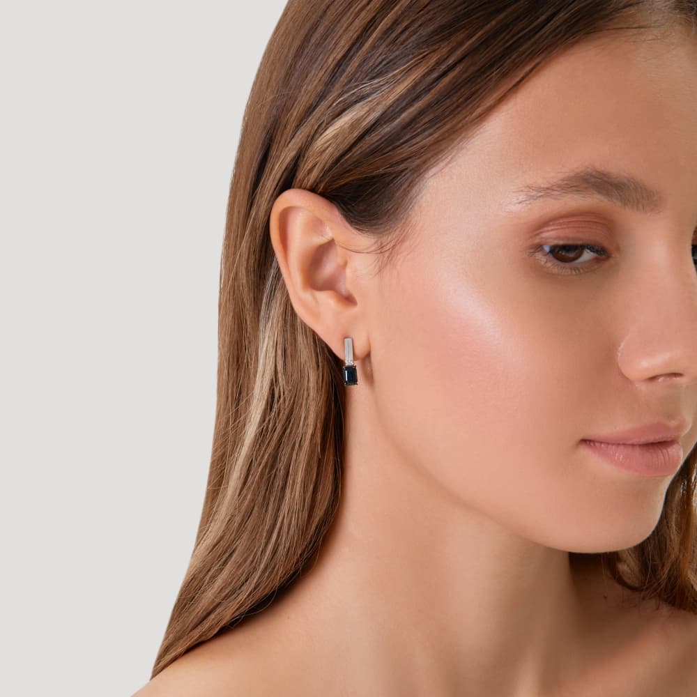 Серьги из золота 585 с сапфиром