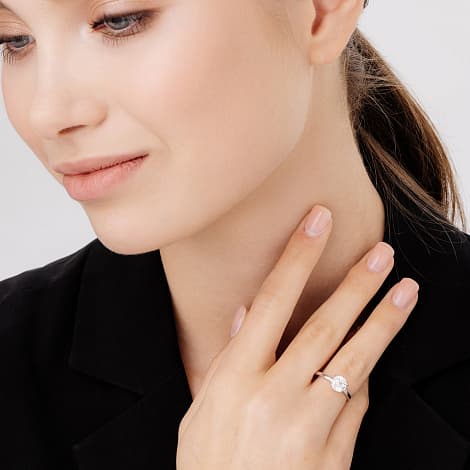 Кольцо из серебра 925 с фианитами