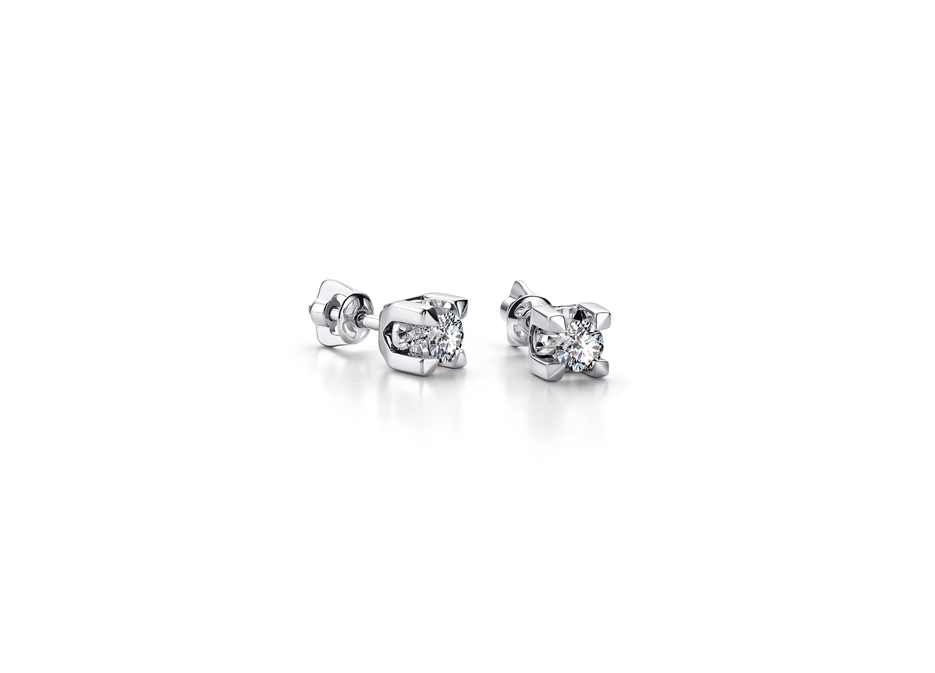 Серьги из золота 585 с бриллиантами