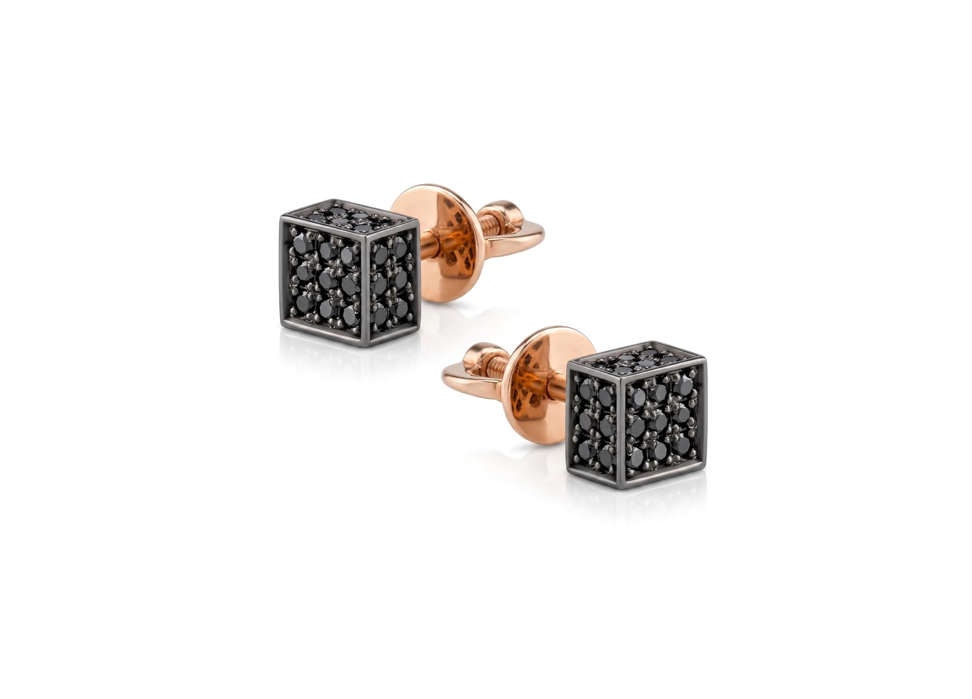 Серьги из золота 585 с  бриллиантом