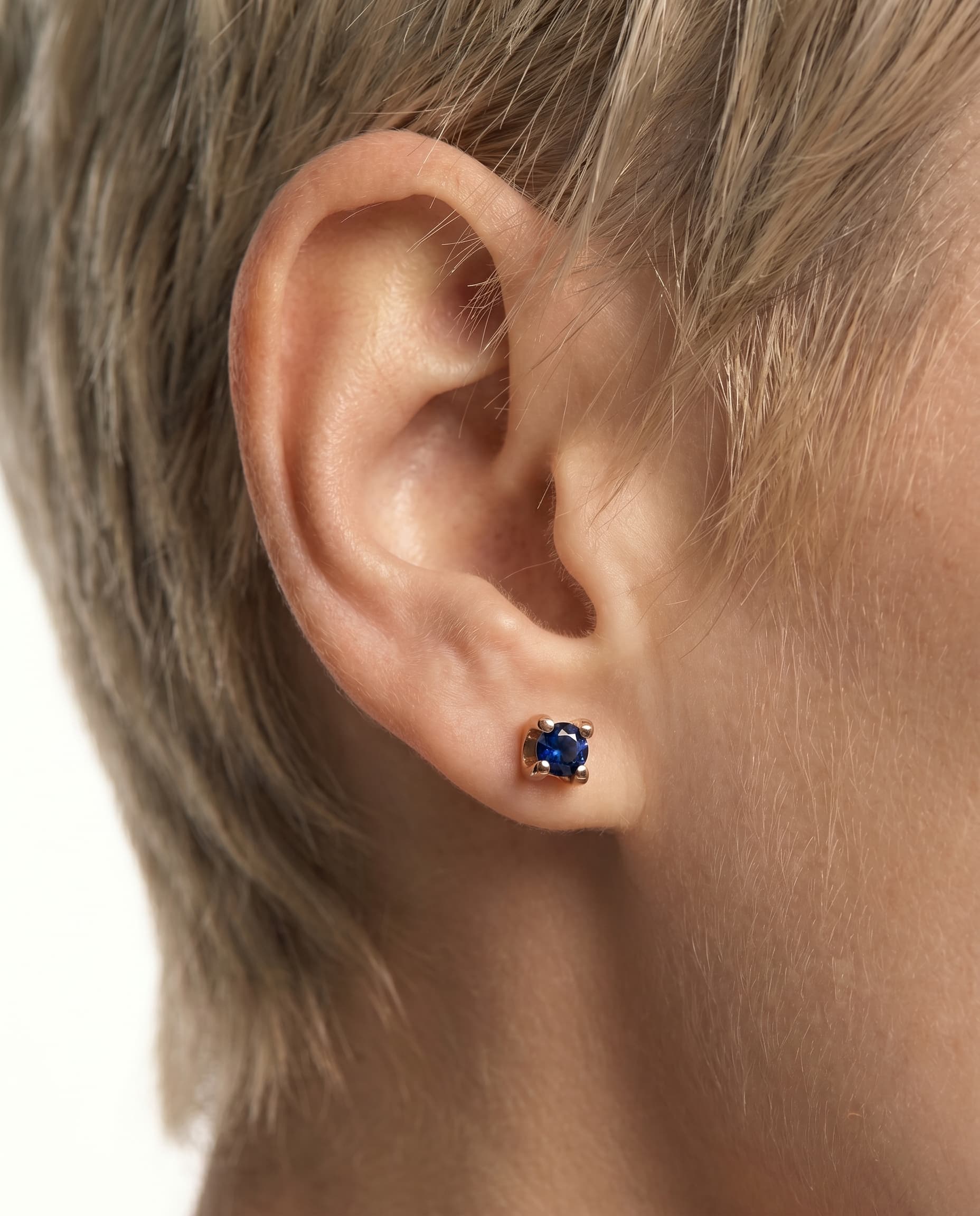 Серьги из золота 585 с сапфирами