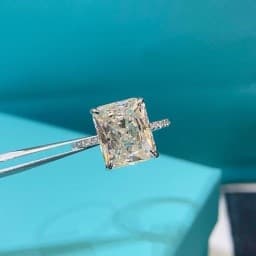 Кольцо из серебра 925 с кубическим цирконием