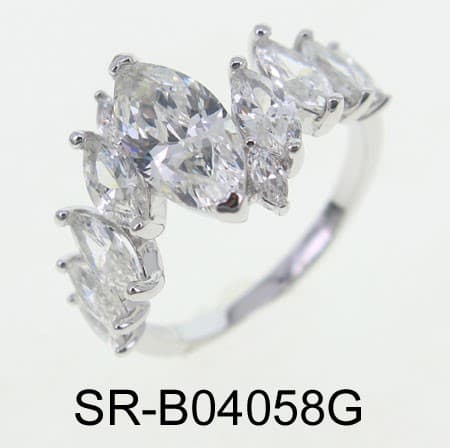 Кольцо из серебра 925 с кубическим цирконием