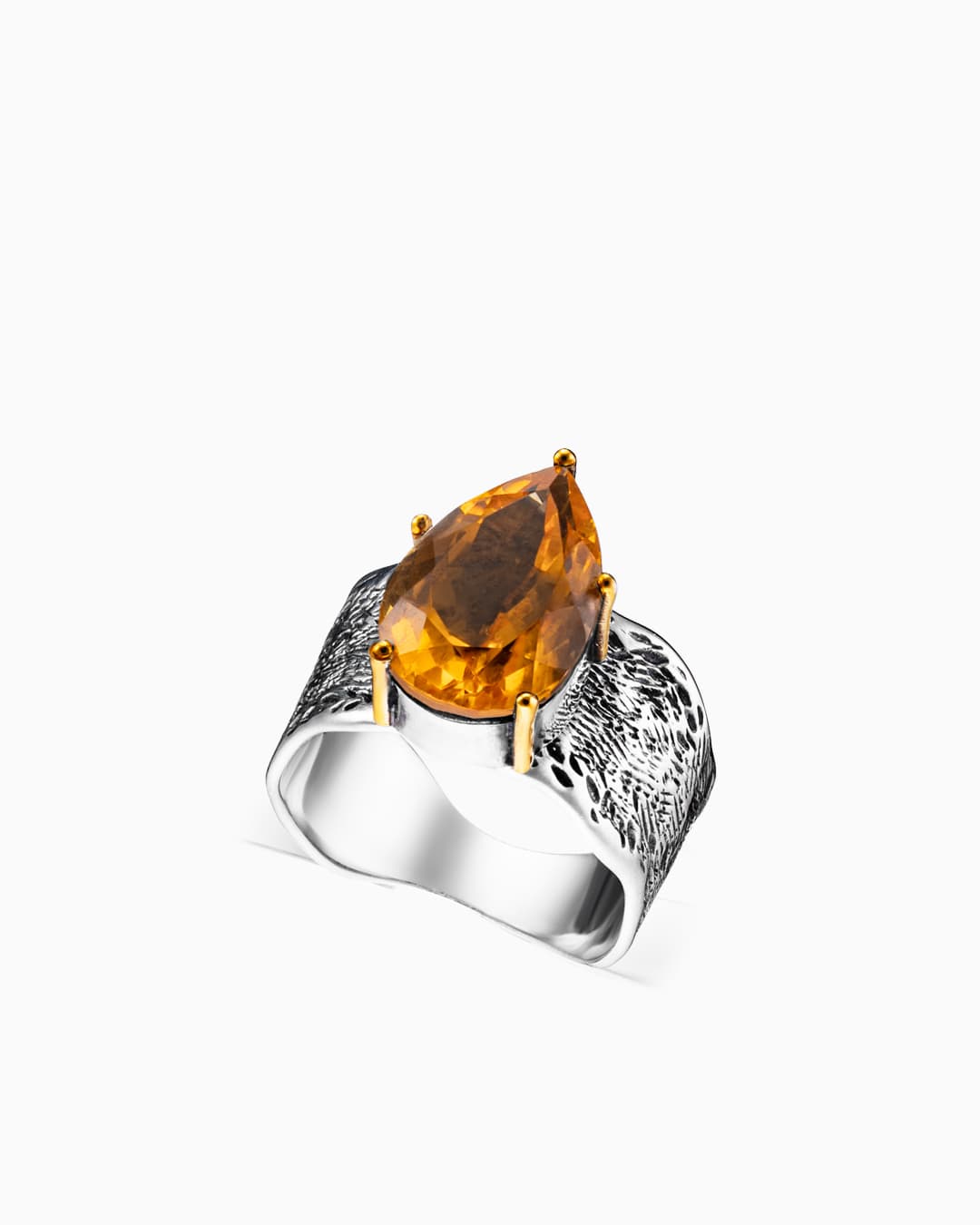 Кольцо из серебра 925 с цитринами