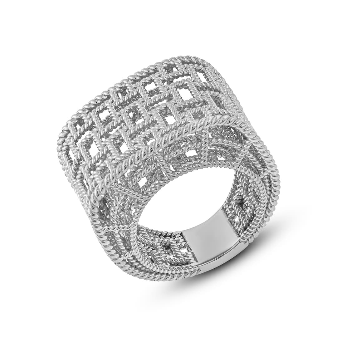 Кольцо из серебра 925 без вставки