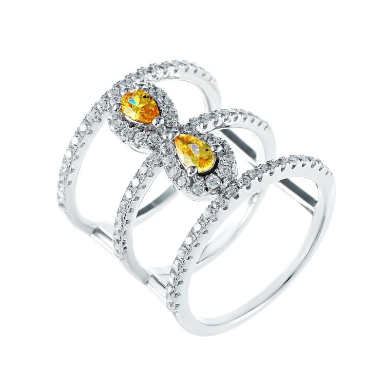 Кольцо из серебра 925 с фианитами