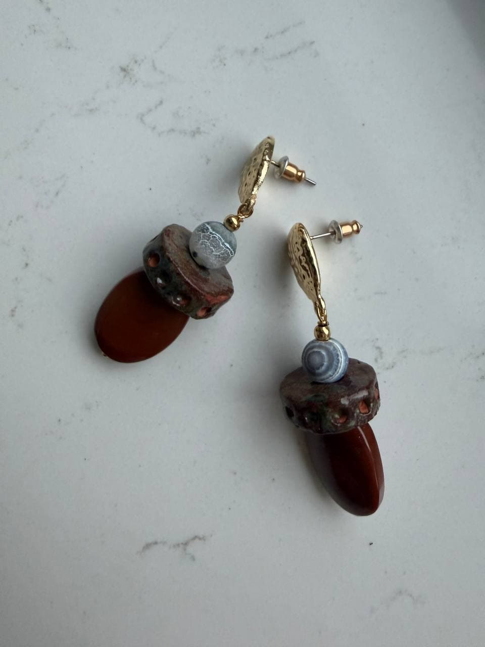 Серьги из стали с лазуритом